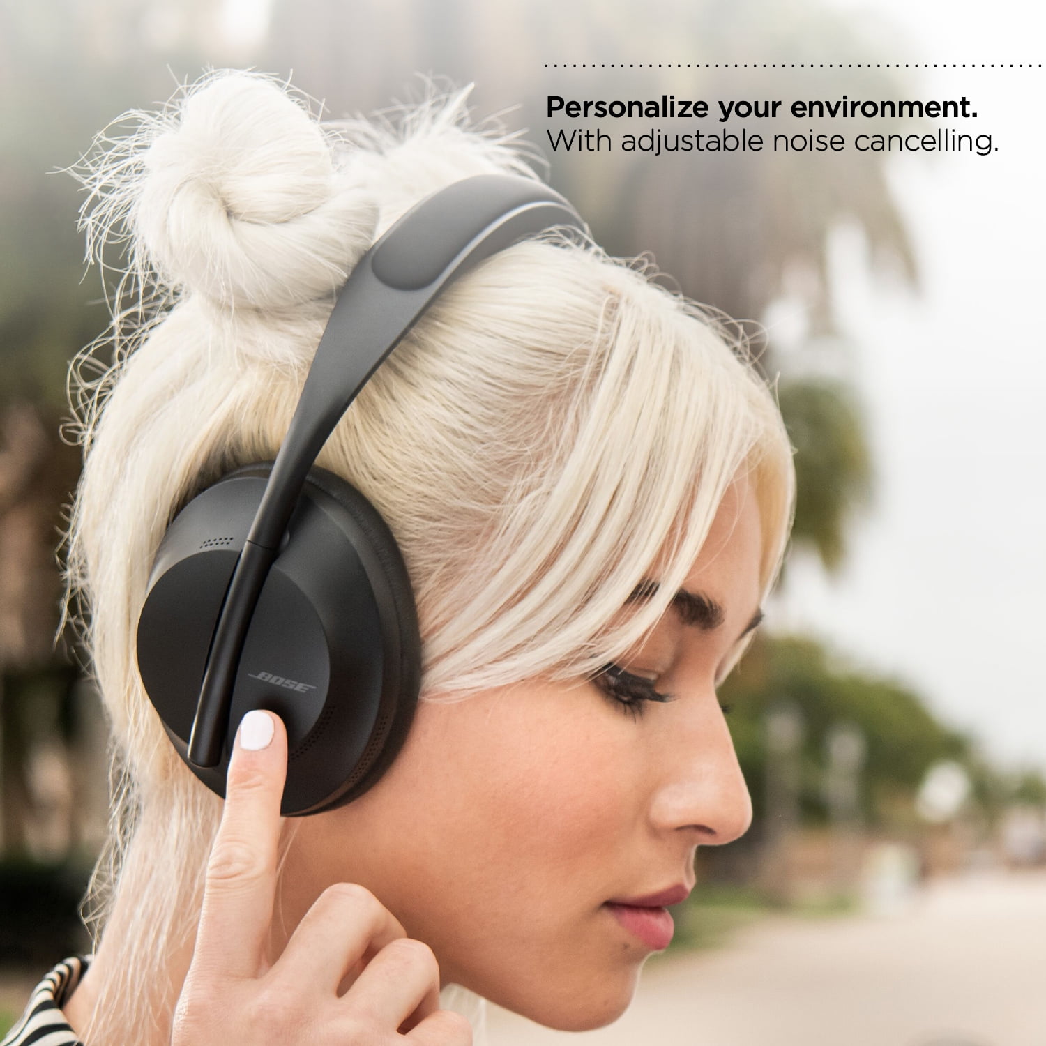Bose Noise Cancelling Headphones 700 Over-Ear Wireless Bluetooth Earphones,  Silver