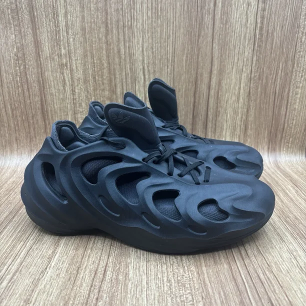 Adi-das Originals Adifom Q (CORE BLACK/CARBON/GREY SIX) Men's Shoe Size 7