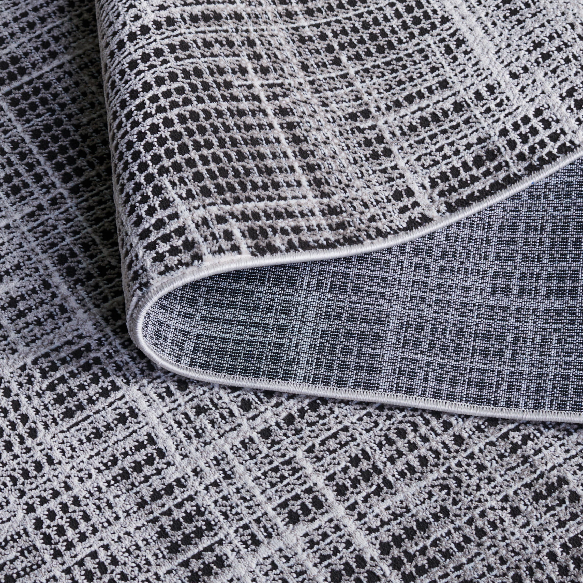 Safavieh Mila Heidi Geometric Striped Polyester Area Rug, Light Gray/Black, 4' x 6'