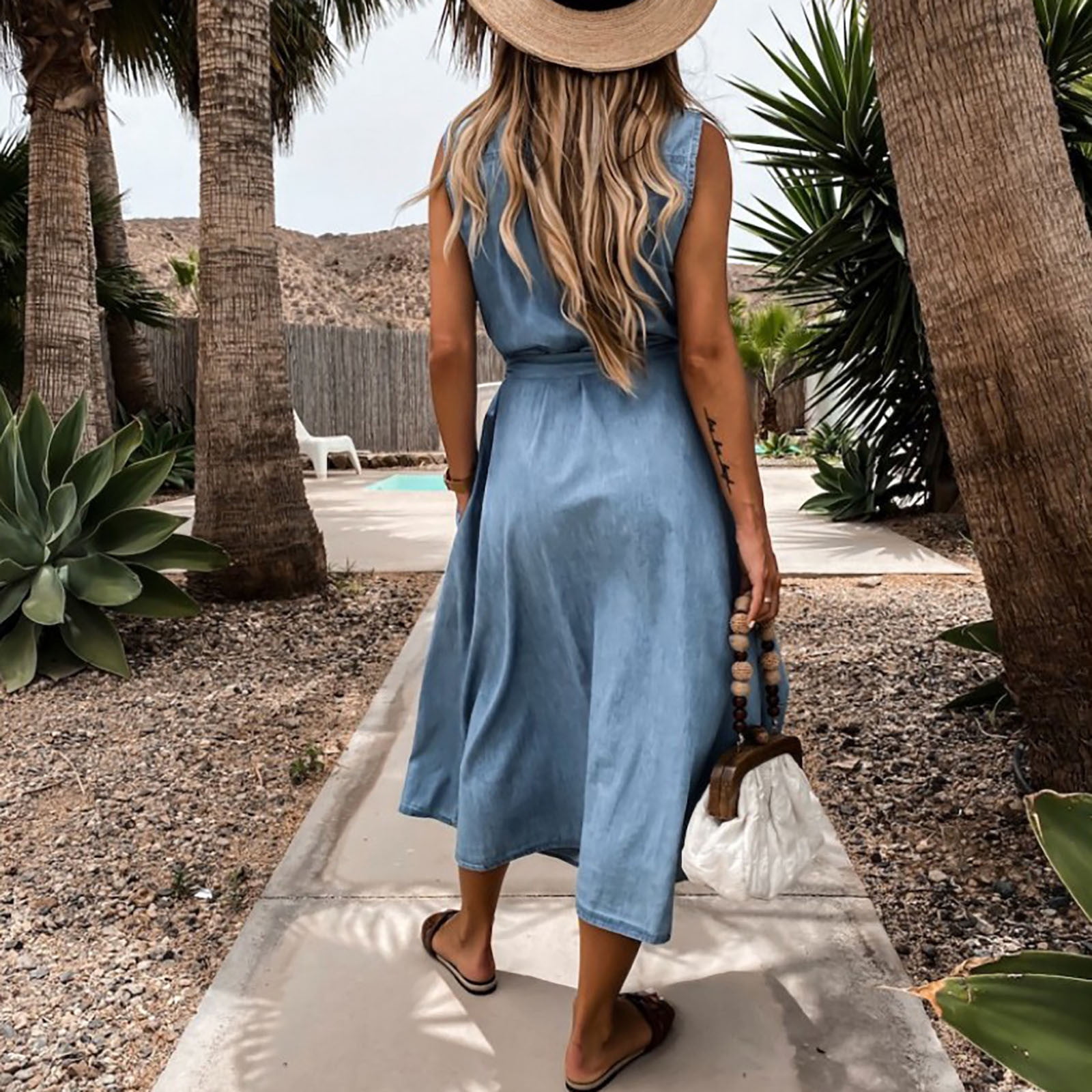 【BAON】Yubun Denim Tiered Sleeveless Layered One Piec DENIM DENIM DENIM LAYERED JUMPSUIT – AKIRA
