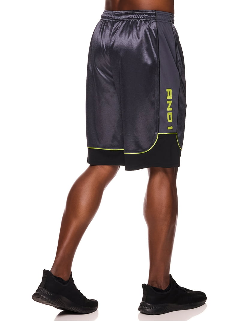 On Court Shorts XL 黒 Women's Court Shorts | Black & White | On United States