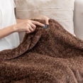 thumbnail image 3 of Manta eléctrica térmica Berkshire Blanket 127 x 152 cm con 4 niveles de calor, 3 of 9