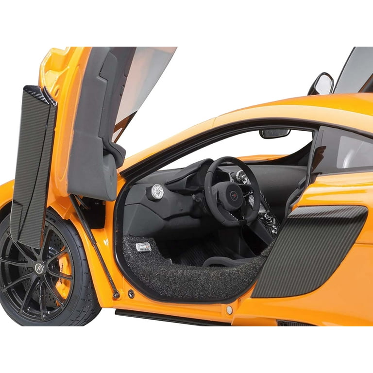 Model Set McLaren 570S // Model Sets // Revell Online-Shop