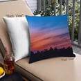 thumbnail image 1 of Ahgly Company Coussin d'Extérieur Color Focus Color Gradient, 18 Pouces par 18 Pouces, 1 of 6