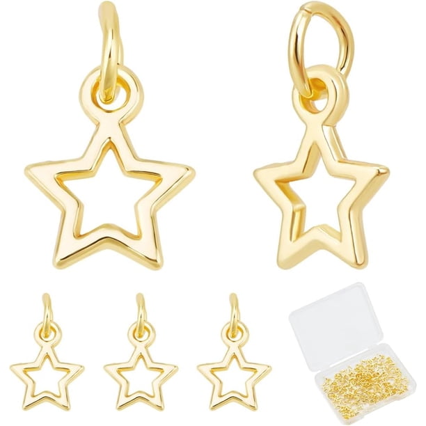 1 caja de 40 dijes de estrella dorada a granel, latón tibetano chapado en oro de 18 quilates, metal hueco, pentagrama pequeño, dije colgante con anilla de salto