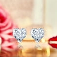thumbnail image 2 of JeenMata Hermosos Aretes Tipo Botón con Corte de Corazón de 1 Quilate, Circonita Cúbica y Piedra Natal de Abril, Chapados en Oro Blanco de 18 K sobre Plata, 2 of 5