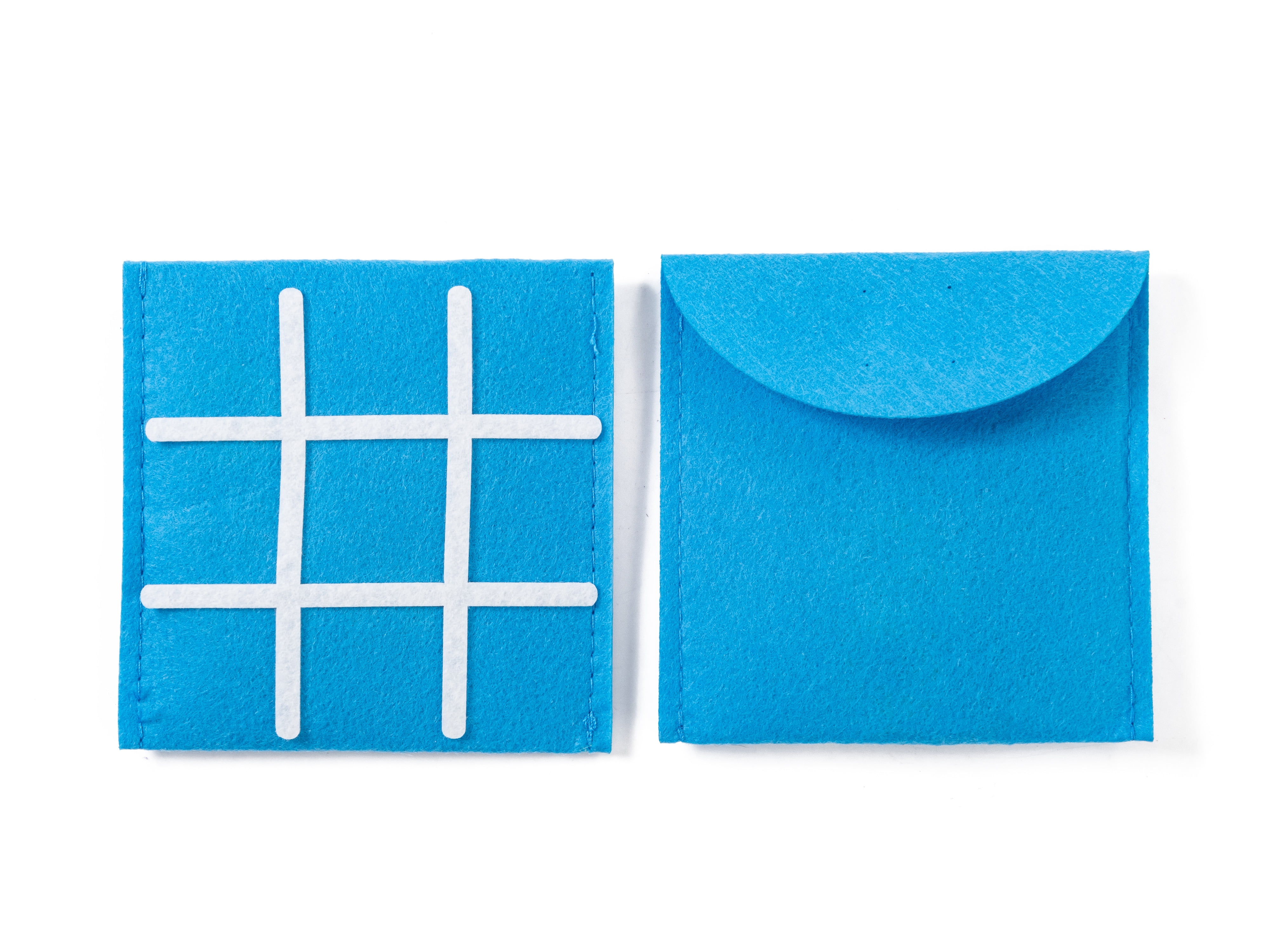 Way To Celebrate Tic Tac Toe Party Favors for Kids, 4 Count Felt Board Game with Pouch