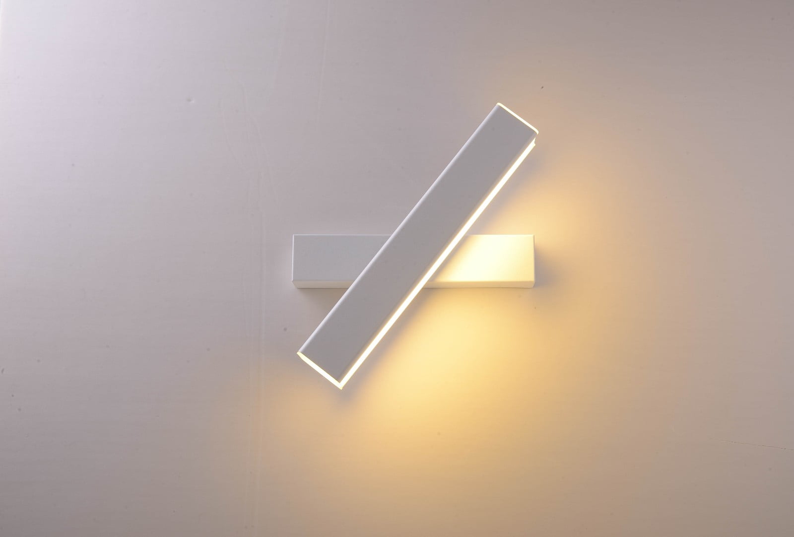 Steadline 360 Degree Rotating LED Wall Light - Adjustable Modern Sconce Fixture for Bedroom Corridor Living Room with Aluminum Frame and Energy Efficient 12W Lighting