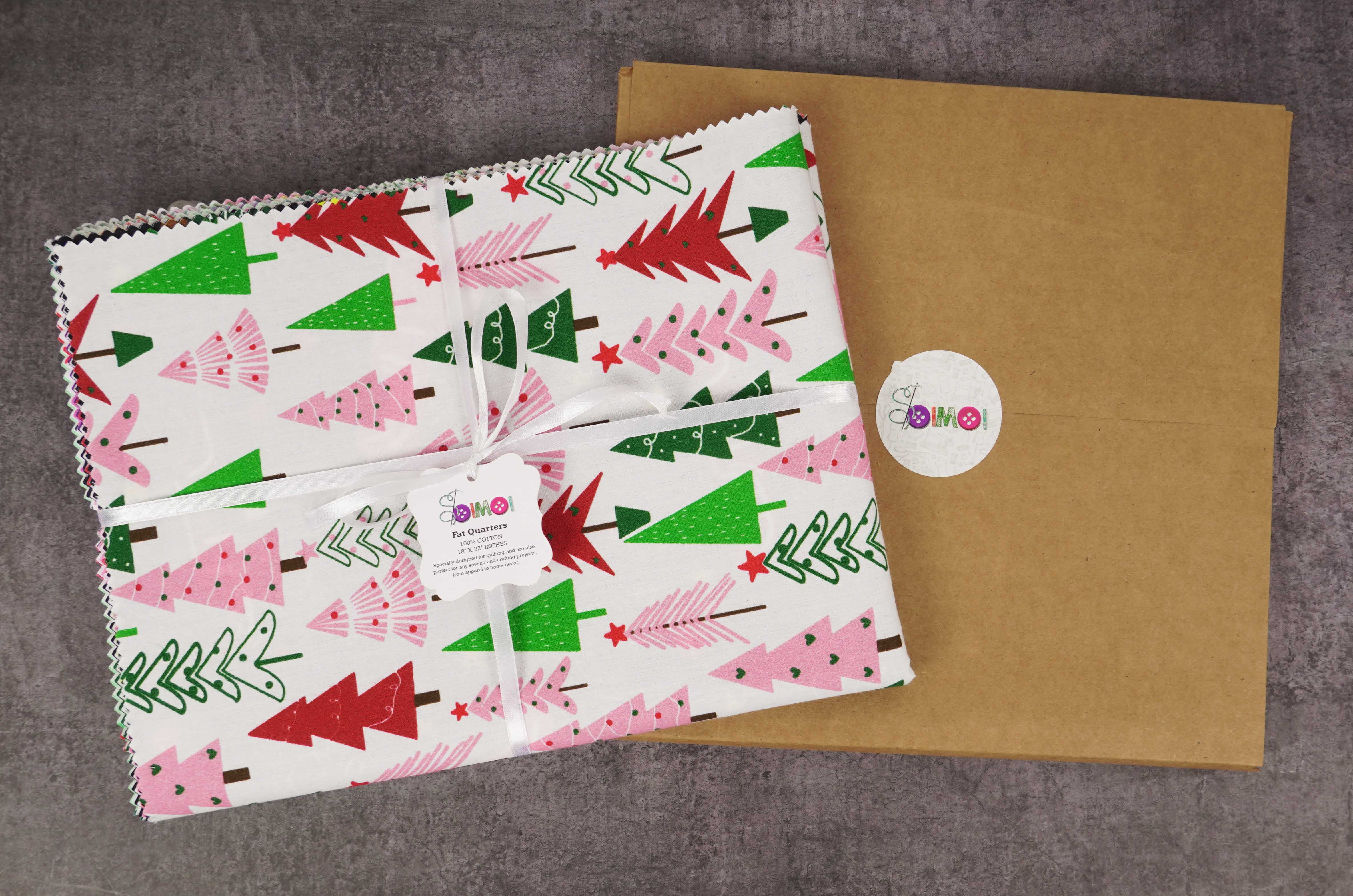 Soimoi 8 Pc Fat Quarter Bundle,ChristmasPrint 18"x 22"DIY Patchwork-100% CottonPre-Cut Quilting Fabric Multicolor