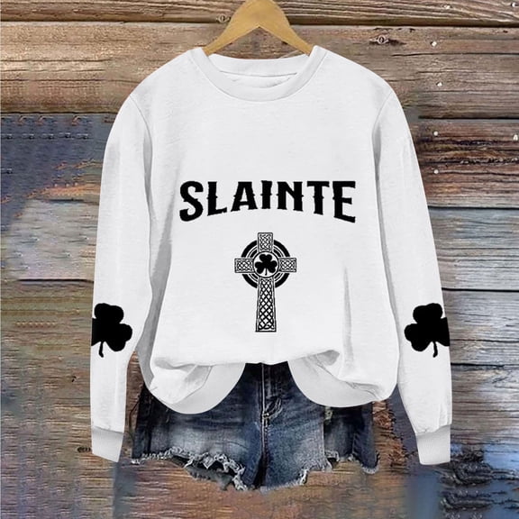 Herrnalise Women's St. Patrick's Day Clover Printed Tops Irish Shamrock Sweatshirt Long Sleeve Slouchy Pullover Tops Gear up for greatness for less