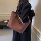 thumbnail image 4 of Bolso Tipo Cartera Hombro 1, 4 of 9
