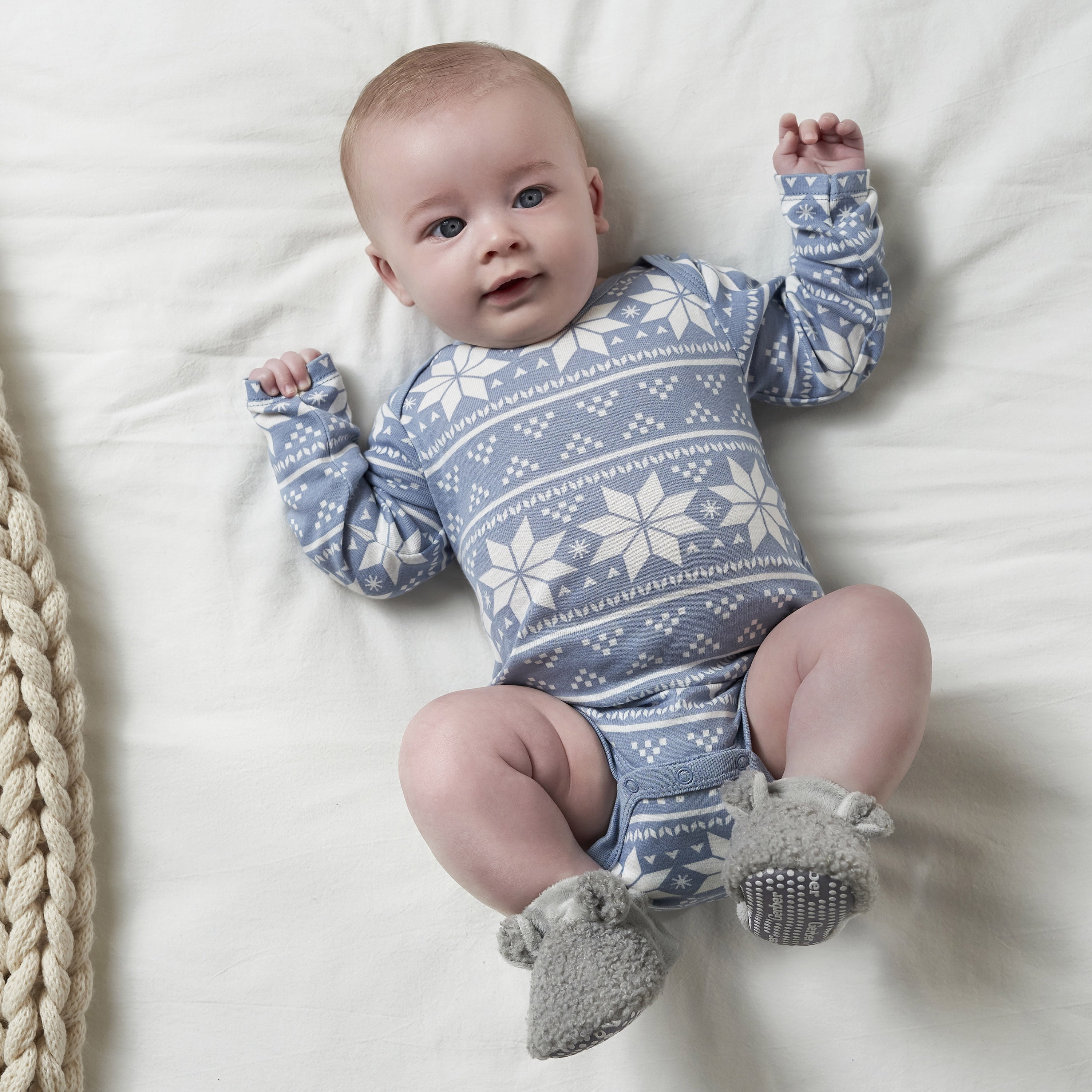 Gerber Baby Gender Neutral Long Sleeve Onesies Bodysuits, 6-Pack, Sizes Newborn - 12 Months