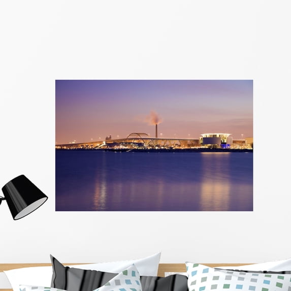 Night Milwaukee Wall Mural by Wallmonkeys Peel and Stick Graphic (36 in W x 24 in H) WM264936