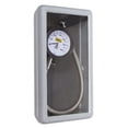 thumbnail image 4 of AutoMeter Manomètre de Pression des Pneus 2160 Chrome Traditionnel; Cadran Analogique Blanc de 2-1/2 Pouces; Tuyau de 14 Pouces; 0-60 Livres par Pouce Carré PSI; avec Protecteur de Manomètre en Caoutchouc et Étui de Rangement, 4 of 4