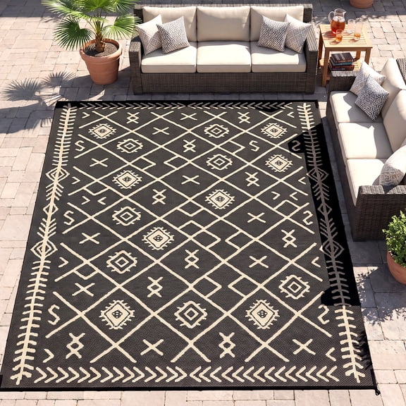 Outsunny Outdoor Patio Rug, Large Camping Carpet with Carrying Bag, 9' x 12' Waterproof Plastic Straw, Reversible, Black & Beige Rhombus