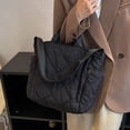 thumbnail image 3 of Bolso de mano acolchado para mujer, bolso de mano tipo hobo, ligero, con relleno, de nailon, tipo bandolera, 3 of 6