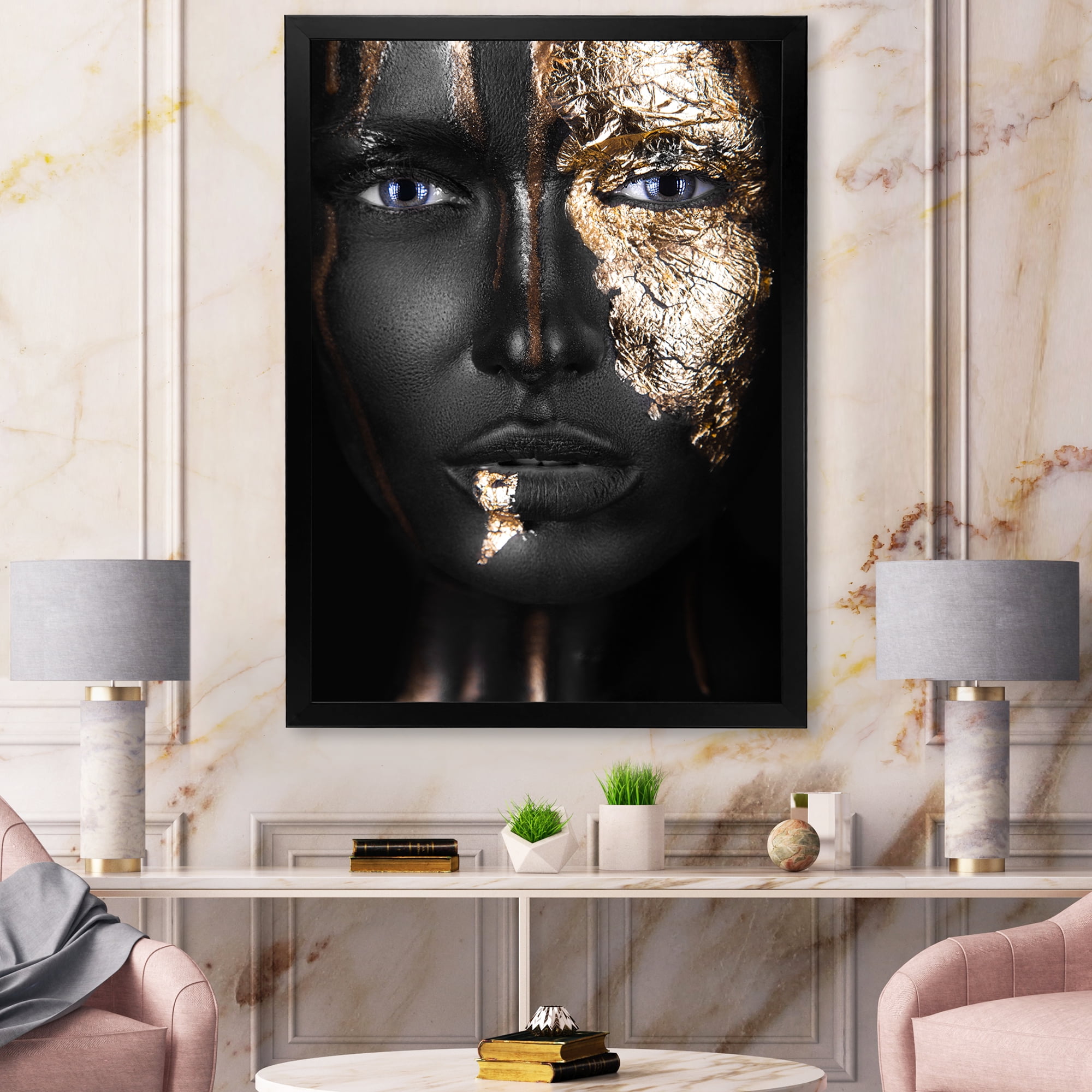 Designart 'Portrait of A African American Girl with Gold Makeup' Modern Framed Art Print