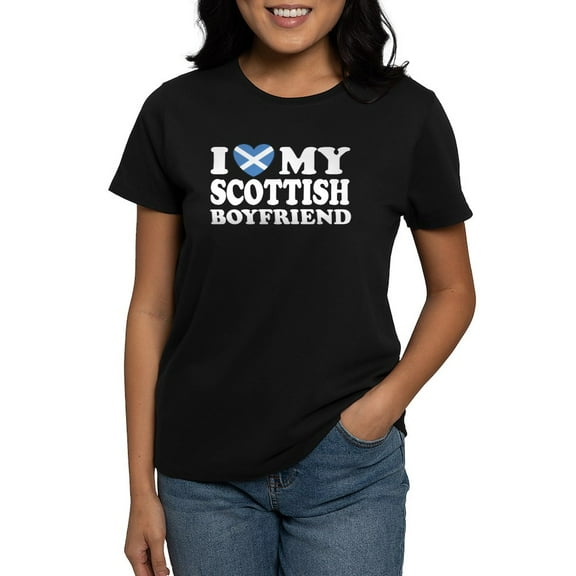 CafePress - I Love My Scottish Boyfriend Women's Dark T Shirt - Women's Traditional Fit Dark T-Shirt