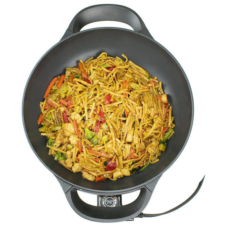 Wok T-fal 14 Inch Jumbo Wok Review and Chow Mein Cooking 