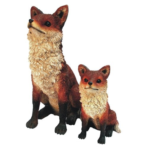 gray fox statue