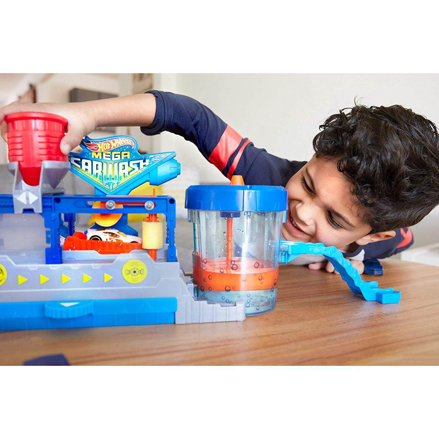 hot wheels mega car wash playset