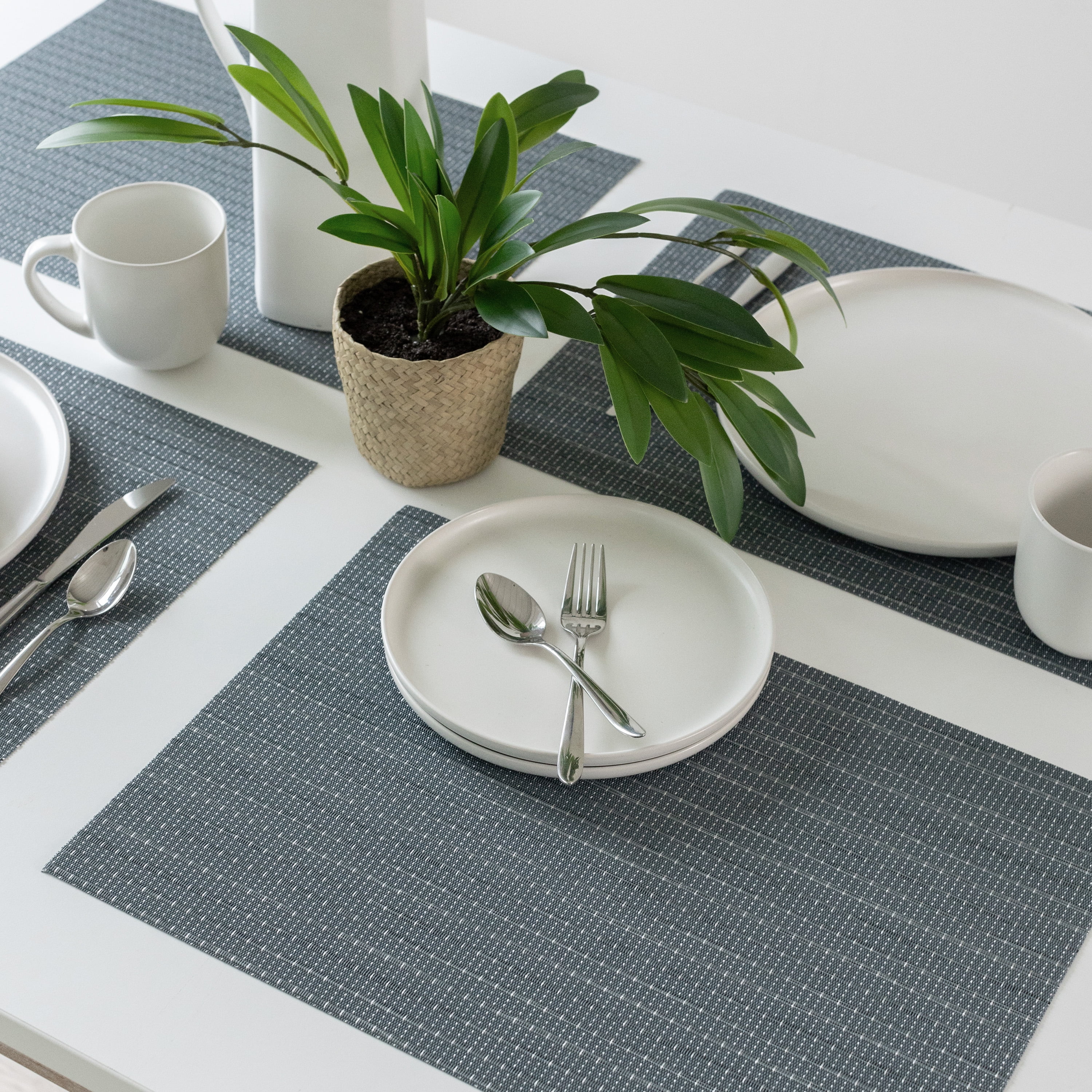 (2 pack) Mainstays Ciclo Woven Vinyl Table Placemat Storm 13" x 18"