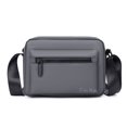 thumbnail image 1 of Bandolera de tela Oxford impermeable para hombre, 1 of 2