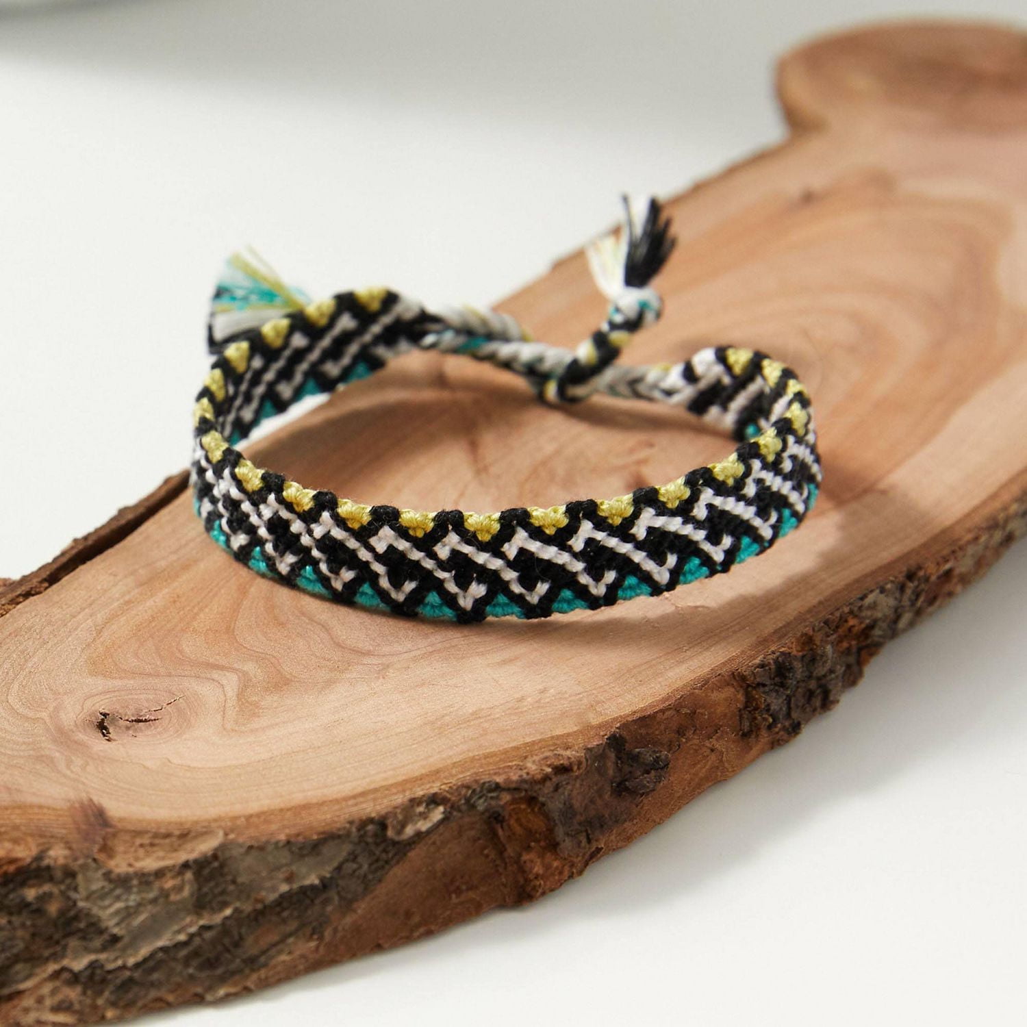 Coats & Clark™ J&P Coats Value Pack Fil à Broder Multicolore, Coton Mercerisé, 8,75 Mètres Fil à broder polyvalent