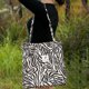 thumbnail image 5 of Bolso de mano de pana para mujer, Bolso plegable de moda, Bolso estético ligero, 5 of 6