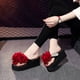 thumbnail image 5 of Chanclas planas con flores a la moda, sandalias de playa de verano, elegantes y delicadas para mujer y niña (negro, 41 yardas, EU40, US8.5, UK6), 5 of 5