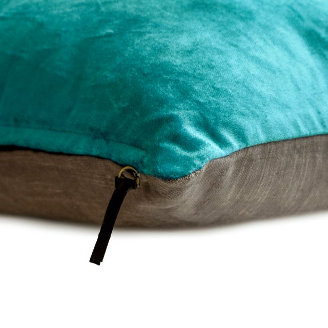 Decorative Turquoise 12"x12" (30x30 cm) Throw Pillows, Velvet Double Side, Top Zipper Leather Puller Throw Pillows For Couch, Solid Color Pattern Modern Style - Velvet Turquoise Jules