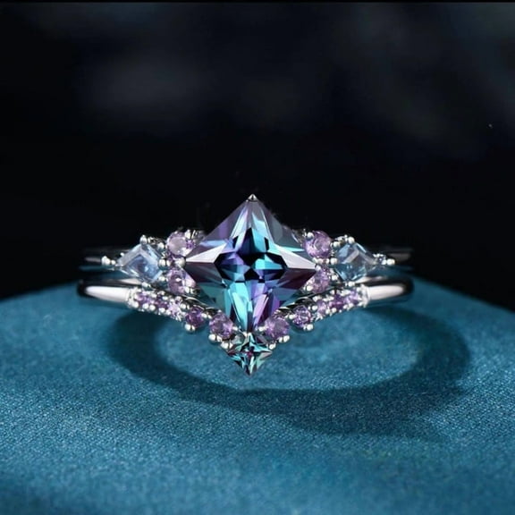 Unique Alexandrite Bridal Engagement Ring Set in 925 Sterling Silver - Anniversary Ring For Wife - Christmas Ring For Her