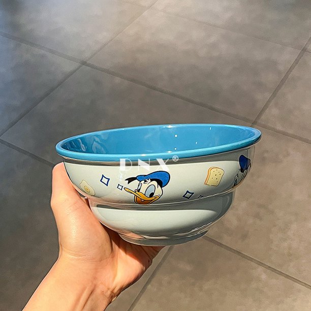 Cuenco de cerámica de dibujos animados para niños, tazón bonito de gran capacidad con oso de fresa, tazón de sopa de arroz para el hogar, creativo y bonito