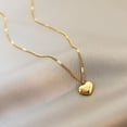thumbnail image 2 of Collar de amor para mujer, cadena de clavícula de verano, temperamento simple, collar de lujo ligero, corazón de melocotón, joyería de acero de titanio, 2 of 5