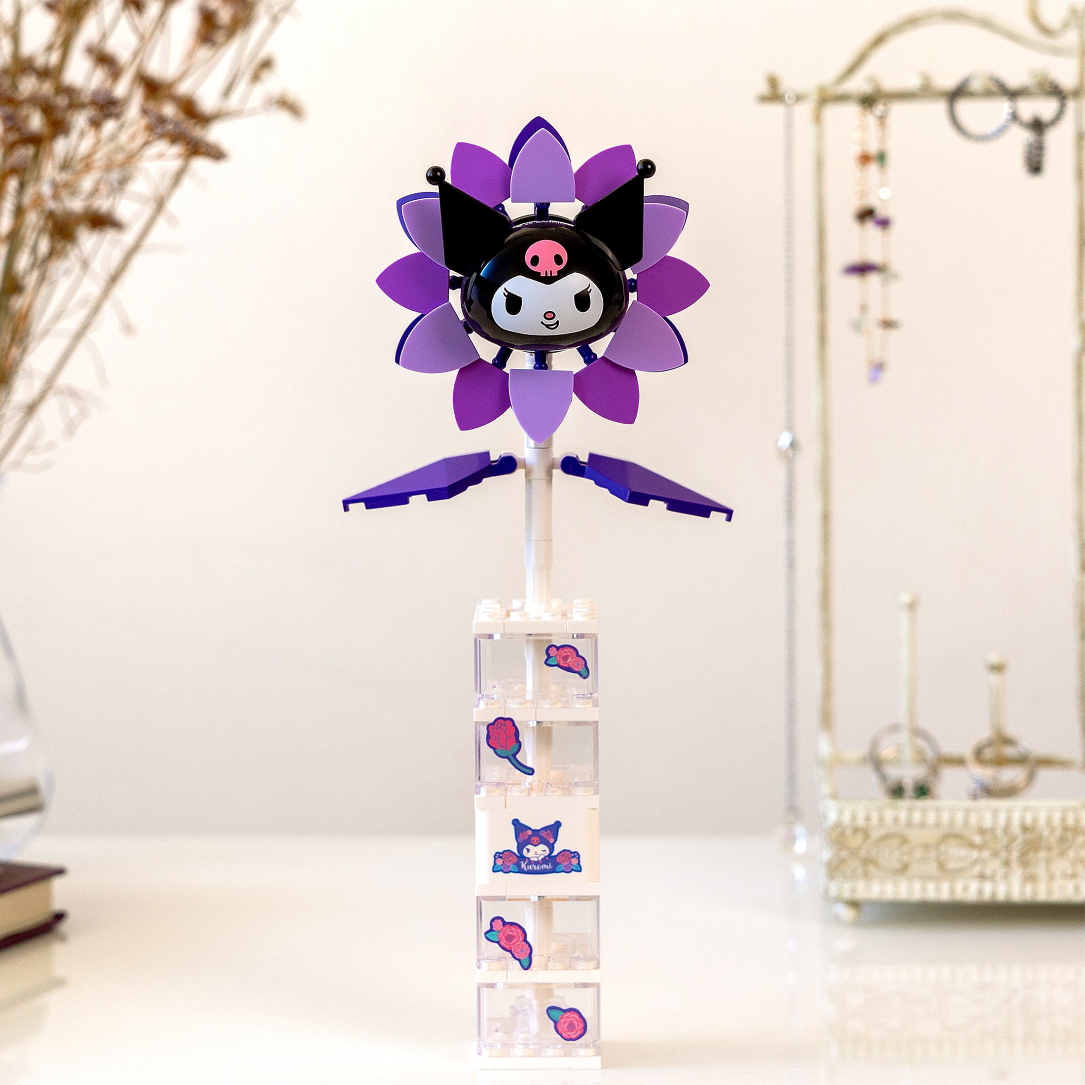 フラワー・リース kurumi Brickcraft Kuromi Flower & Vase Building Kit (108 Pieces), Sanrio