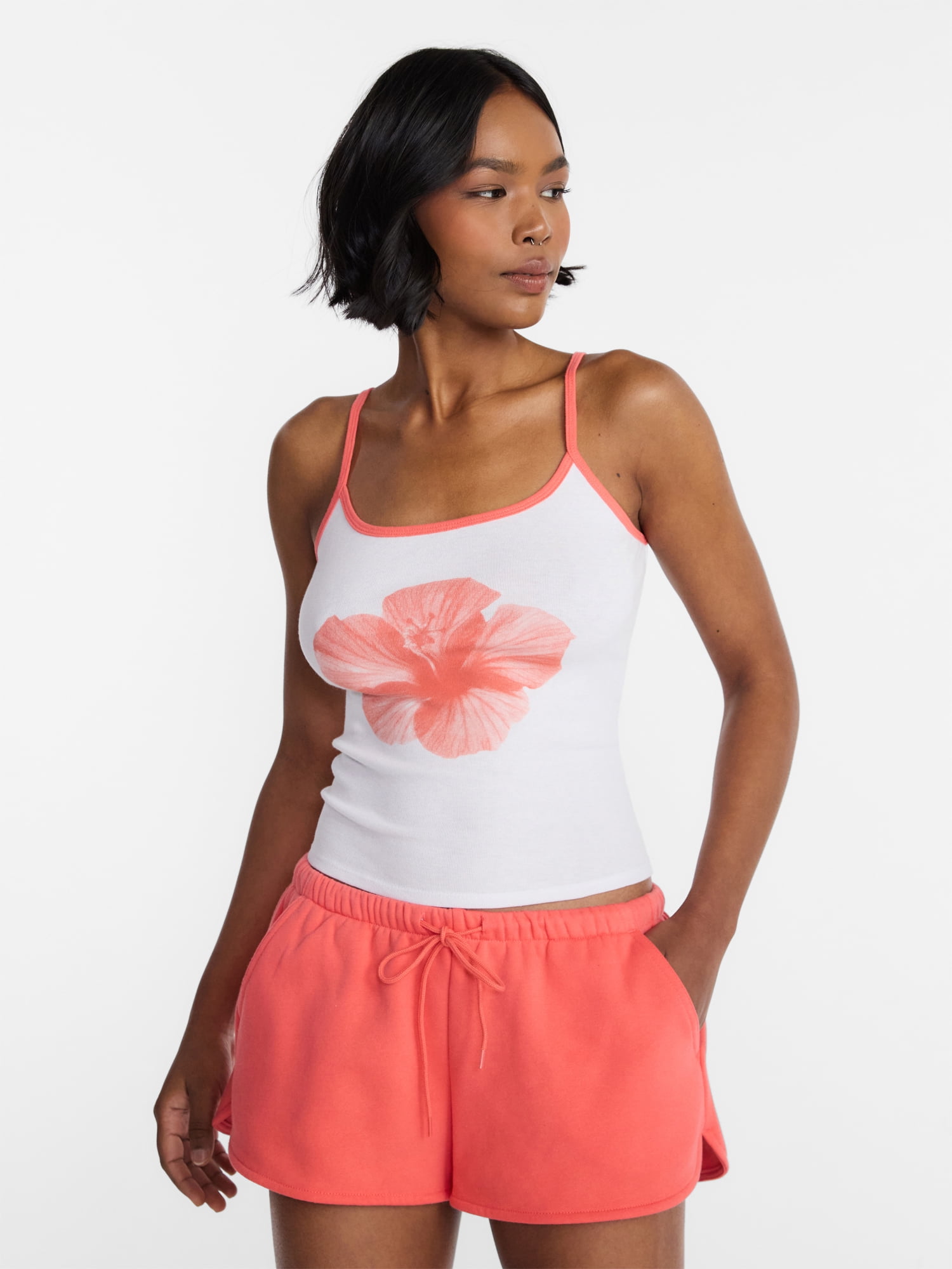 No Boundaries Scoop Neck Cami Top, Women's XXS-XXL - Walmart.com