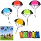 thumbnail image 1 of Juguete de paracaídas 10 Uds Brillar Electrónica Juguete al aire libre para Niños, 1 of 4