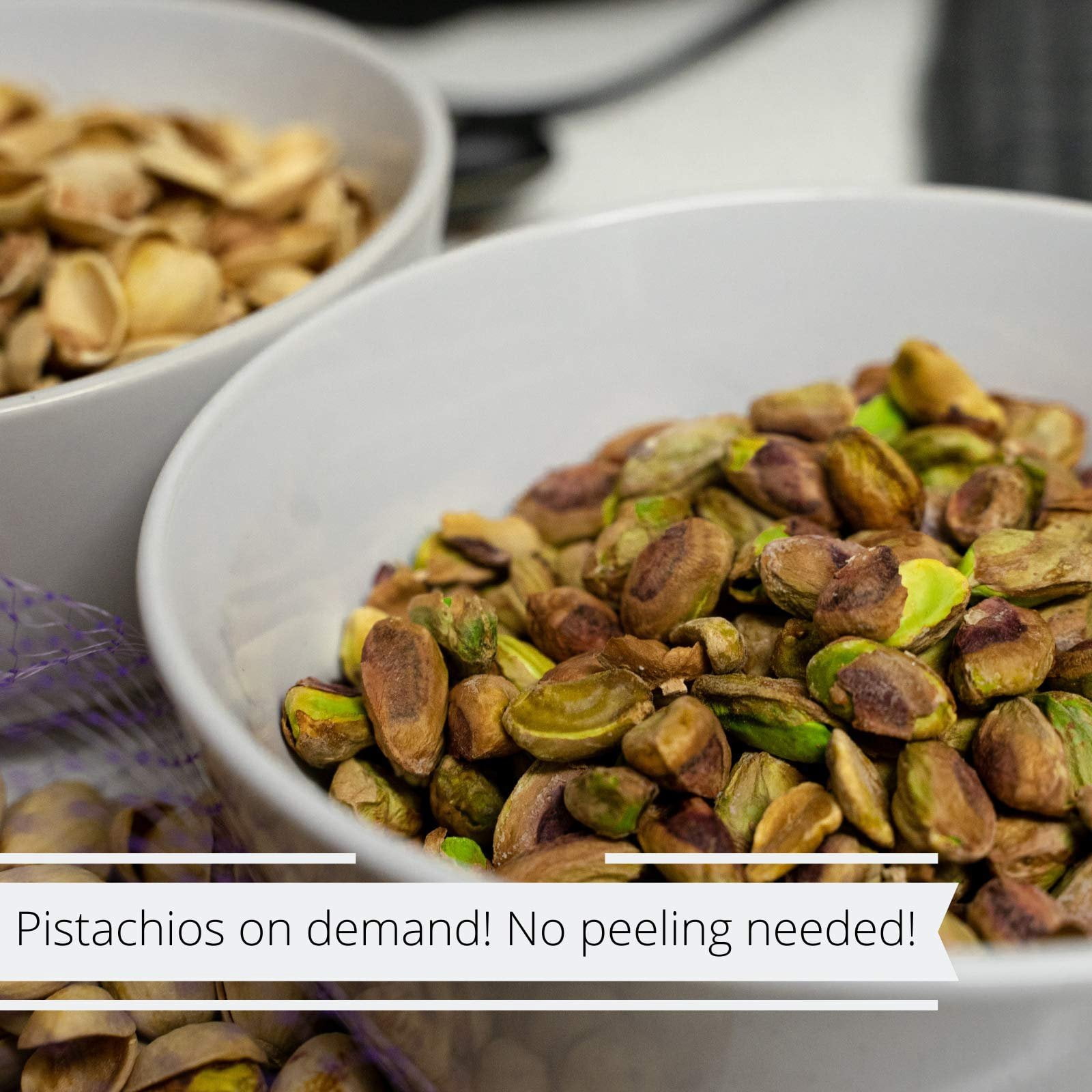 Premium California Raw Shelled Pistachios Kernels by Its Delish, 2.5 LBS 40 OZ Jumbo Reusable Container Jar - Bulk Size Tub - Pistachio Nuts No Shell Unsalted - Great for Kosher Healthy Snack &...