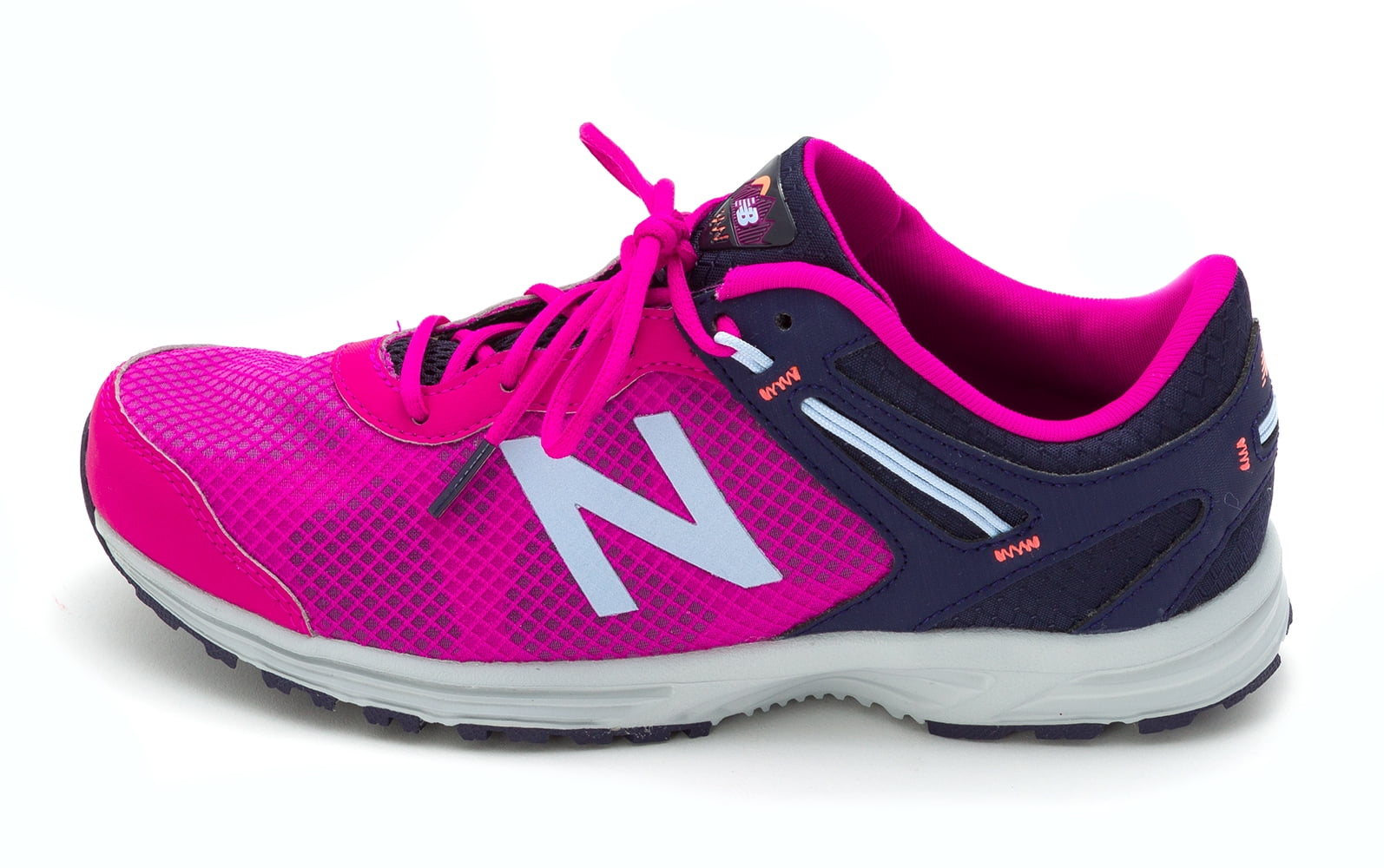 does walmart sell new balance shoes