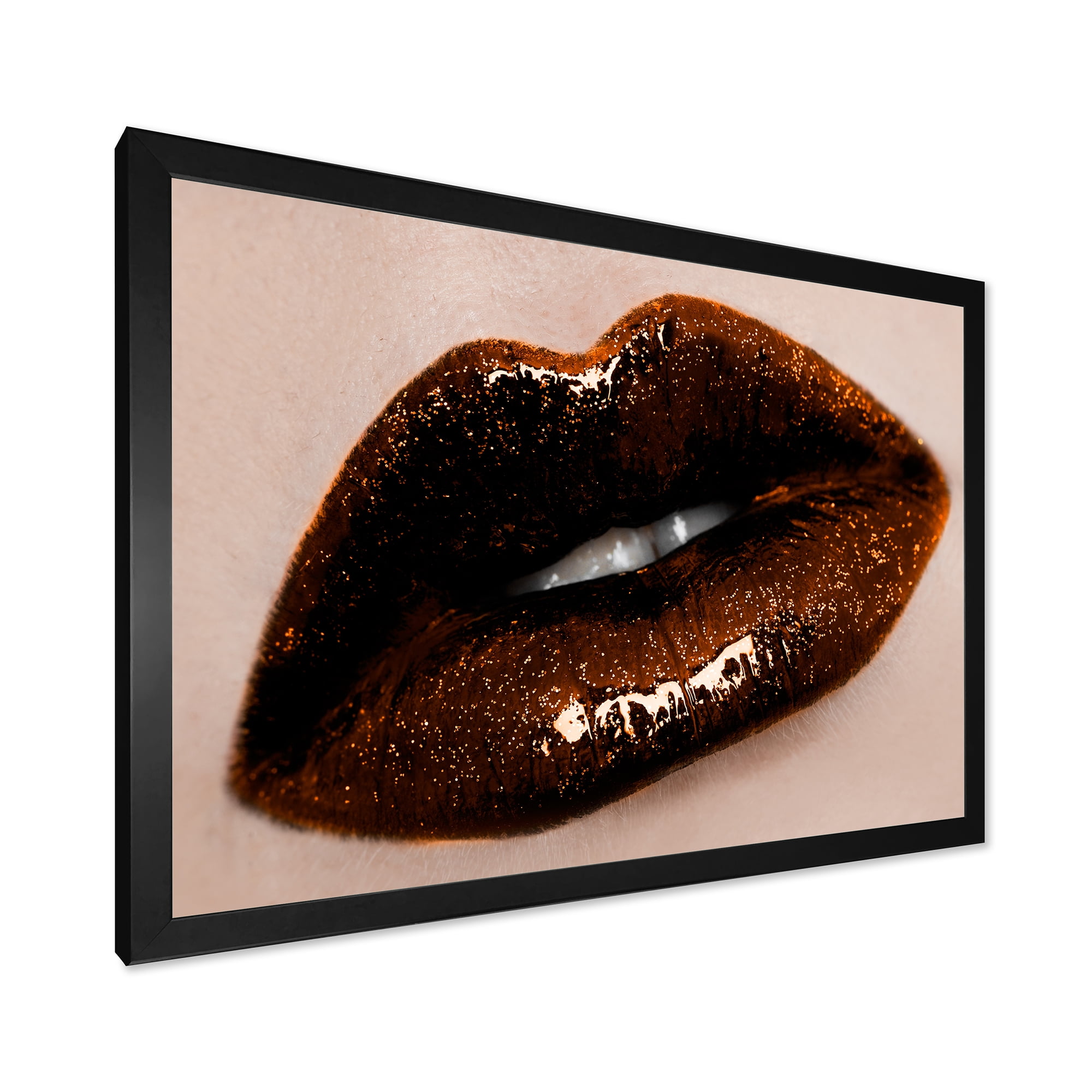 Designart 'Close-Up Of Gorgeous Female Lips II' Modern Framed Art Print