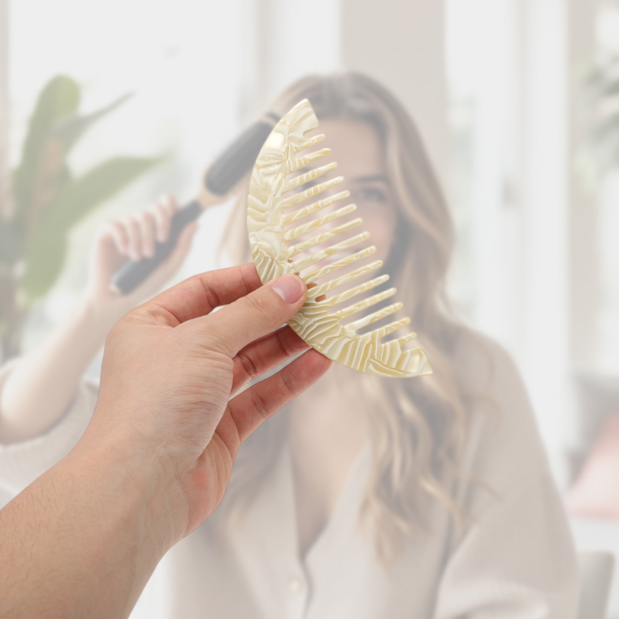Unique Bargains 1 Pc Convenient Half Round Hair Comb for All Hair Types Styles Yellow