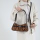 thumbnail image 1 of Bag Women Pu Patrón de serpiente Decoración del cinturón de hombro Elegante, 1 of 9