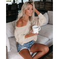 thumbnail image 3 of Camisa ReachMe para mujer con hombros descubiertos, punto gofrado, color beige, talla M, 3 of 4