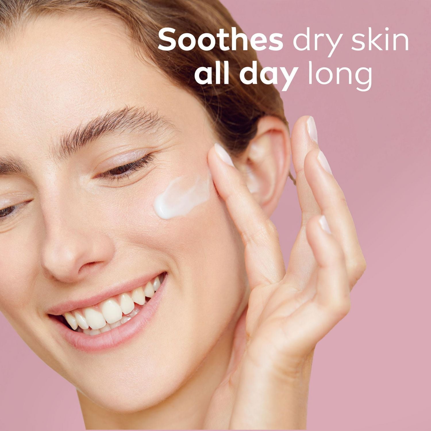 NIVEA Nourishing Day Cream with SPF 15 for Dry Skin, 50mL