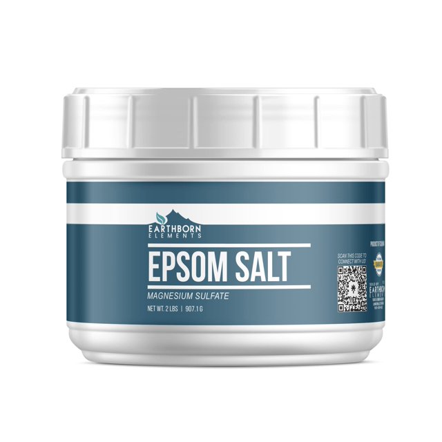 earthborn elements sal de epsom (2 libras) solución de remojo de sulfato de magnesio totalmente natural, envase plástico blanco ancho con etiqueta azul verdosa frontal que muestra el logo Earthborn Elements y texto grande "EPSOM SALT", tapa roscada blanca y código QR visible; vista frontal centrada sobre fondo blanco.