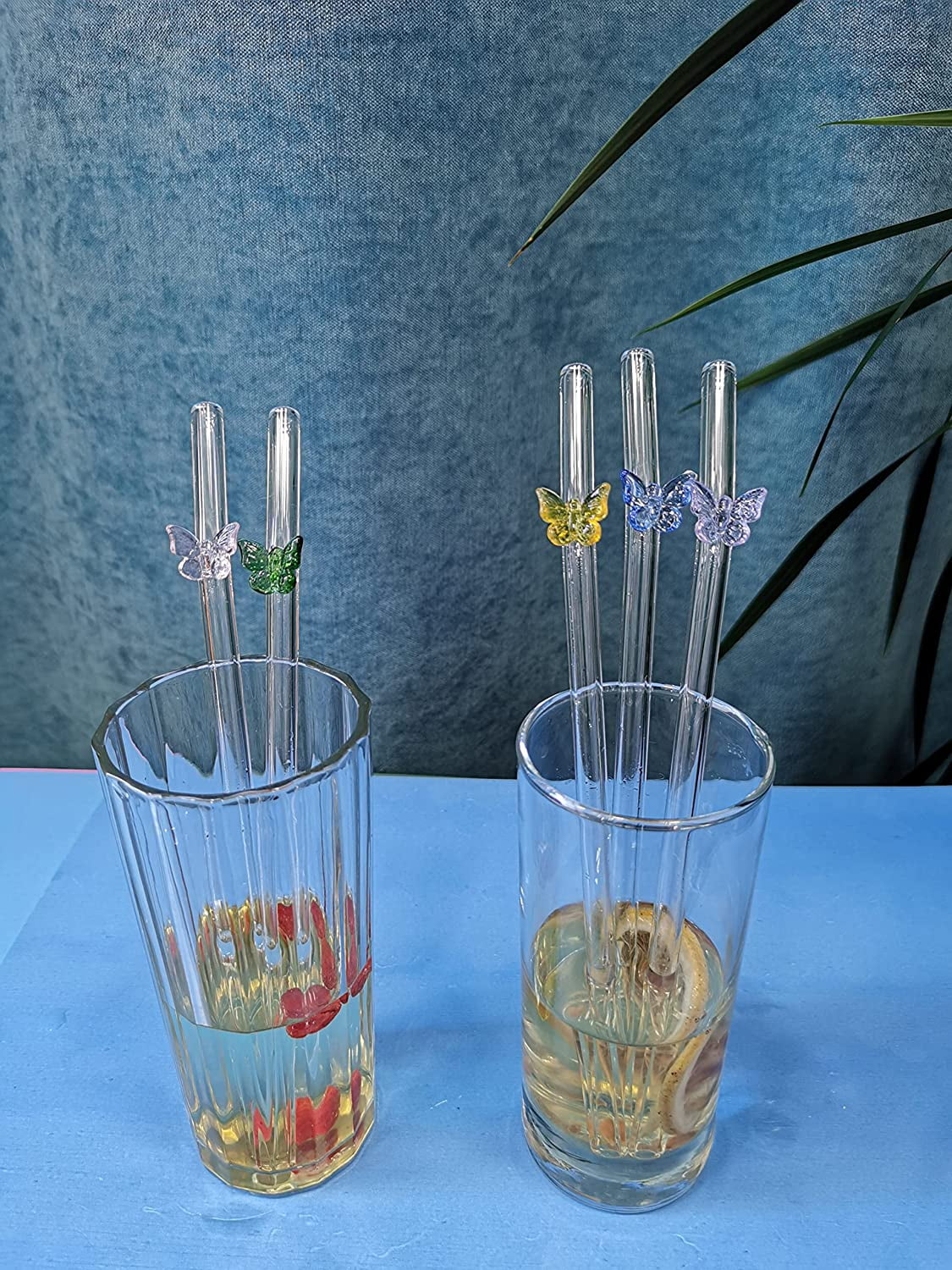 Happon 5 Pcs Reusable Glass Straws with Design, 8 mm x 7.9 in Colorful  Butterfly on Clear Straws Bent Glass Butterfly Straws with Cleaning Brush  for Smoothie Cocktail Juice Shakes Beverages 