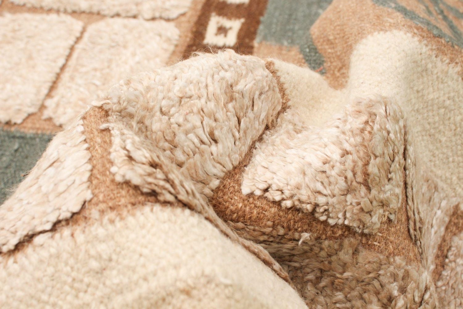 ECARPETGALLERY 5'5" x 7'11" Carved Cambridge Hand Made Area Rug for Living Room, Dining Room and Bedroom in Grey