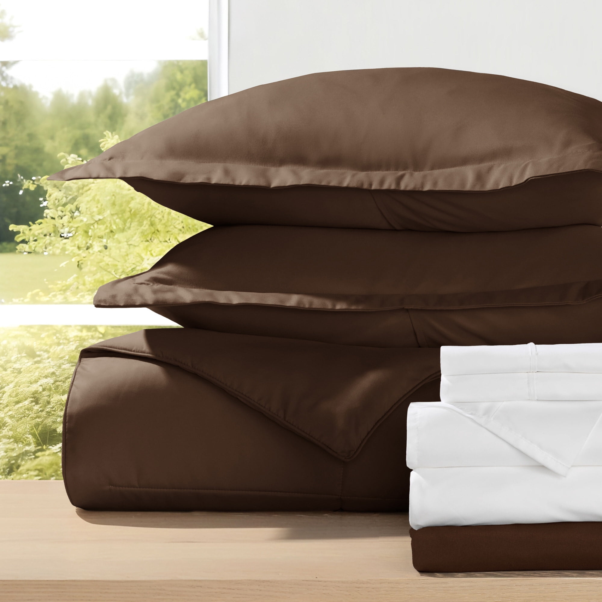Noble Linens 8-Piece Chocolate Bed in a Bag Microfiber Bedding Set, Twin XL