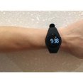 thumbnail image 3 of Reloj despertador vibratorio e-vibra e-vibra resistente al agua, 3 of 5
