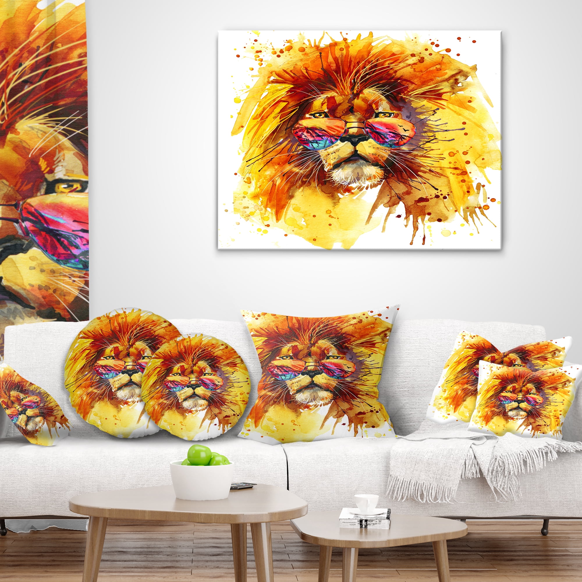 Designart The King Watching - Animal Throw Pillow - 12x20